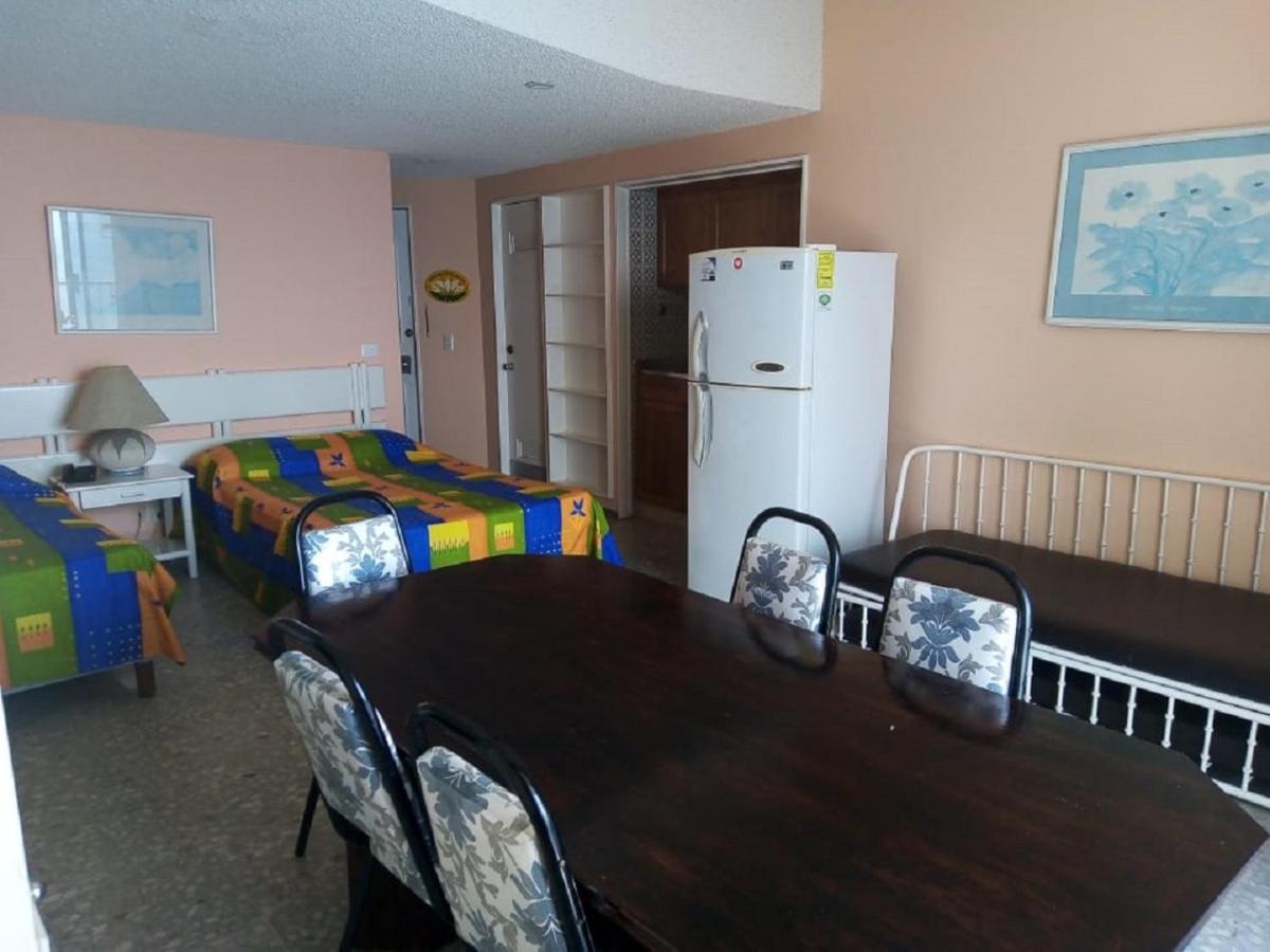Departamento Torres Gemelas Charly Акапулко Екстериор снимка